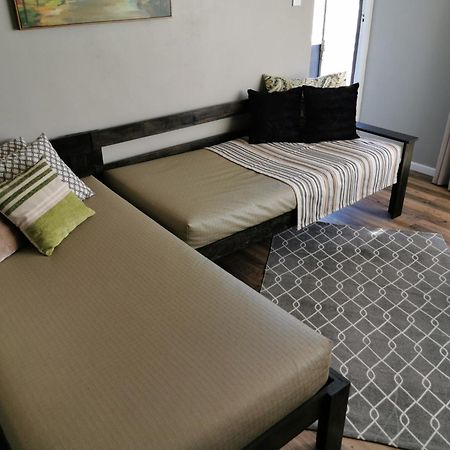 Tranquility Apartment Parow Phòng bức ảnh